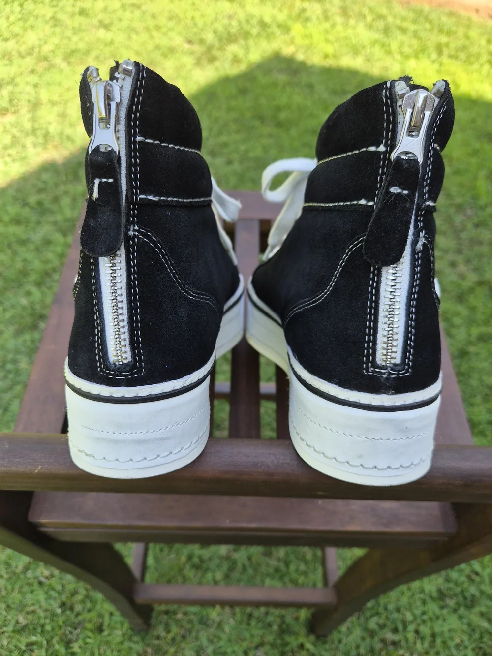 Steve Madden description gorgeous
